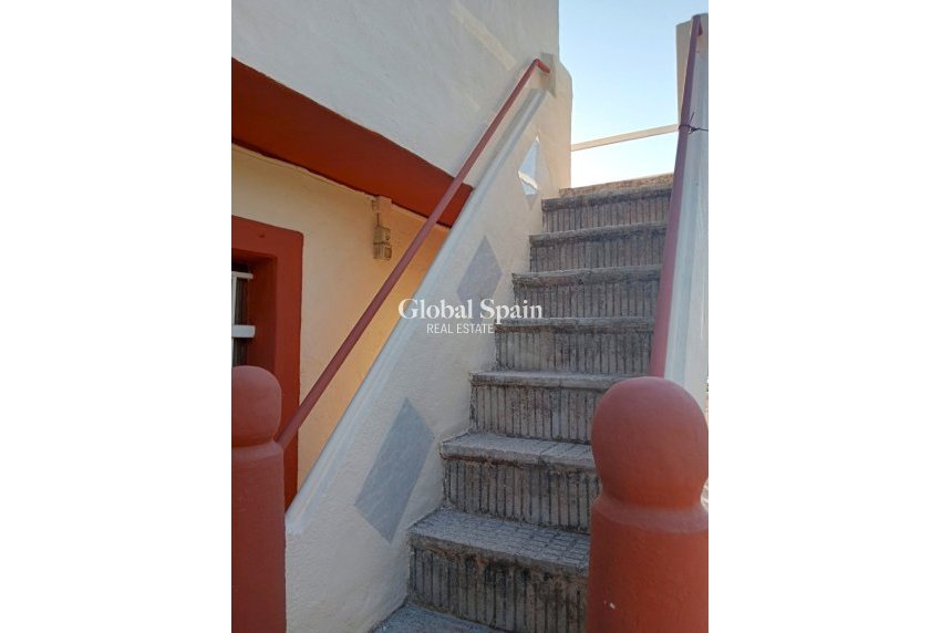 Venta - Casa -
La Nucía - La nucia