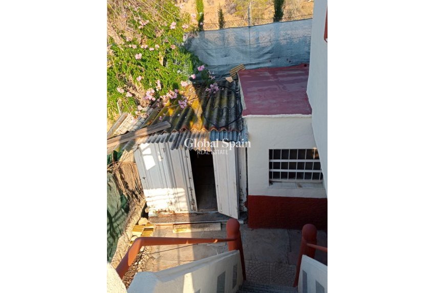 Venta - Casa -
La Nucía - La nucia