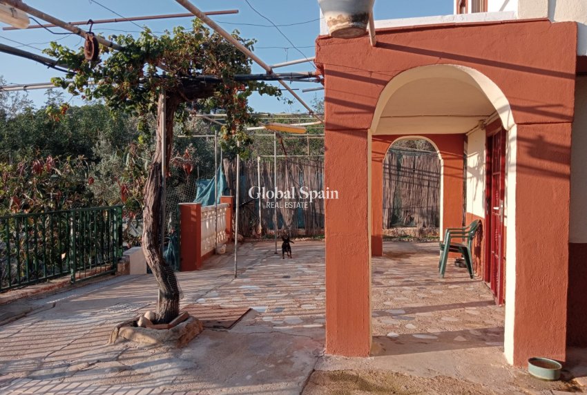 Venta - Casa -
La Nucía - La nucia