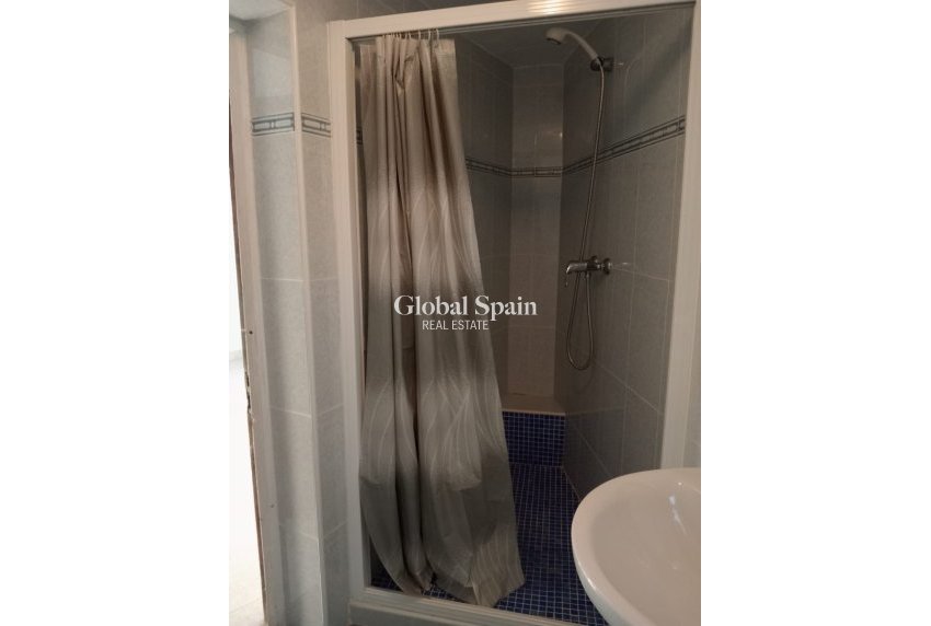 Venta - Casa -
La Nucía - La nucia