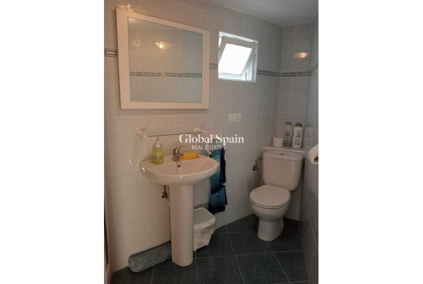 Venta - Casa -
La Nucía - La nucia