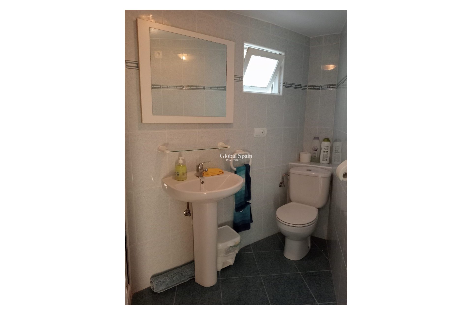 Venta - Casa -
La Nucía - La nucia