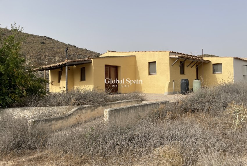 Venta - CASA -
LA PINILLA - Inland