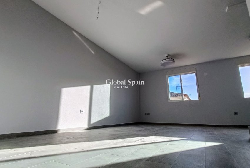 Venta - CASA -
LA ROMANA - Inland