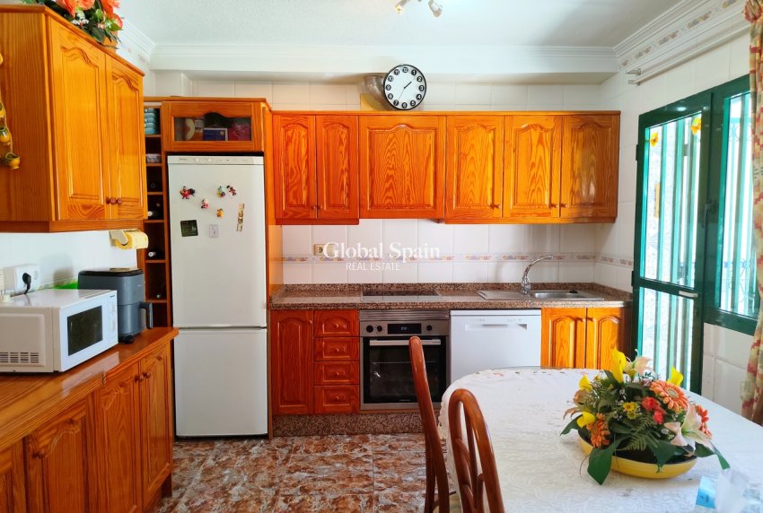 Venta - CASA -
LA ZENIA - Costa Blanca