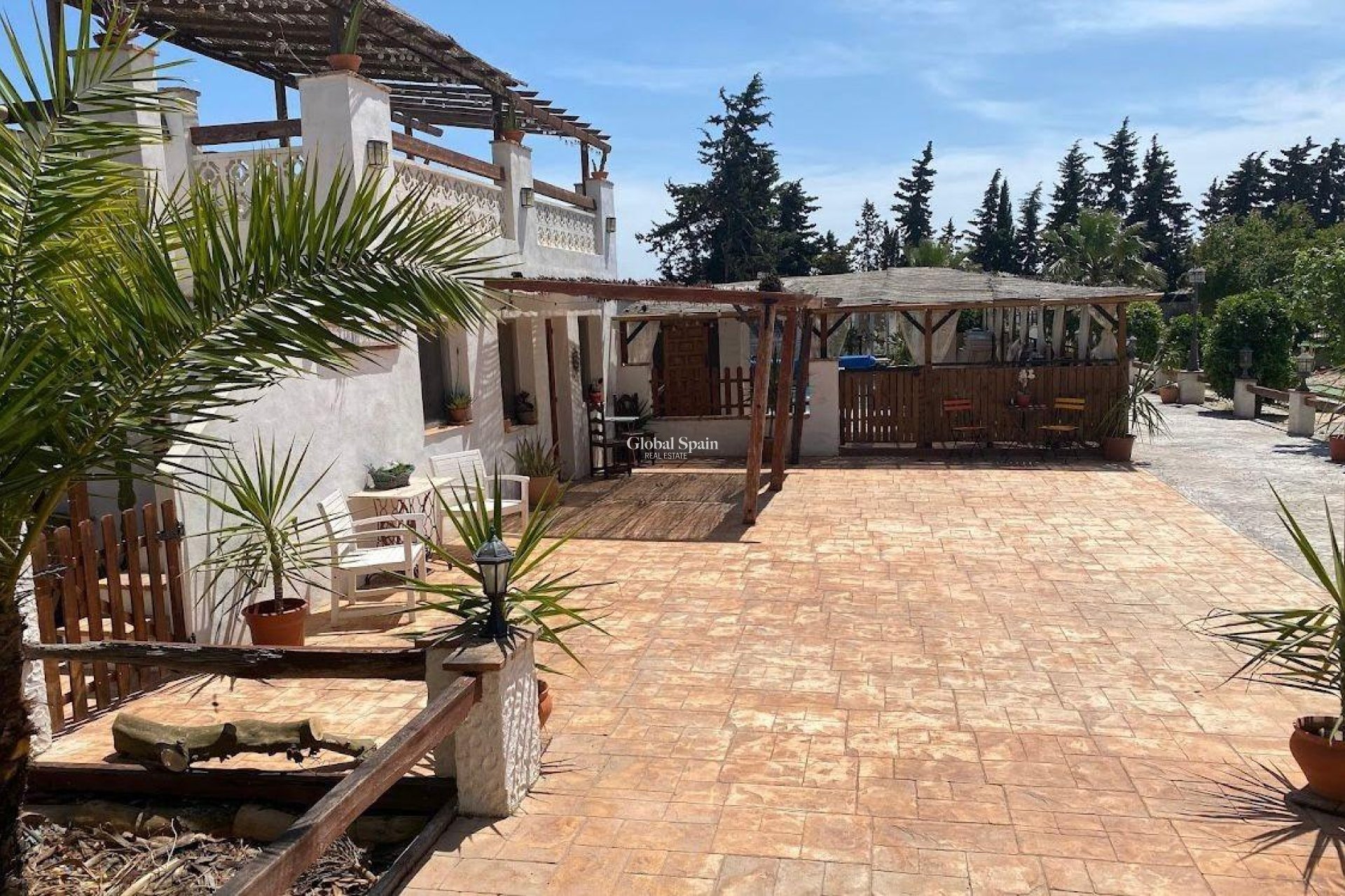 Venta - CASA -
LOS ALCÁZARES - Dolores De Pacheco-santa Rosalía