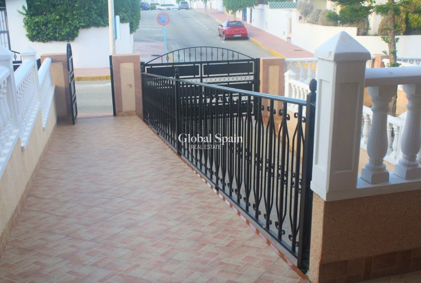 Venta - CASA -
LOS BALCONES - LOS ALTOS - Costa Blanca