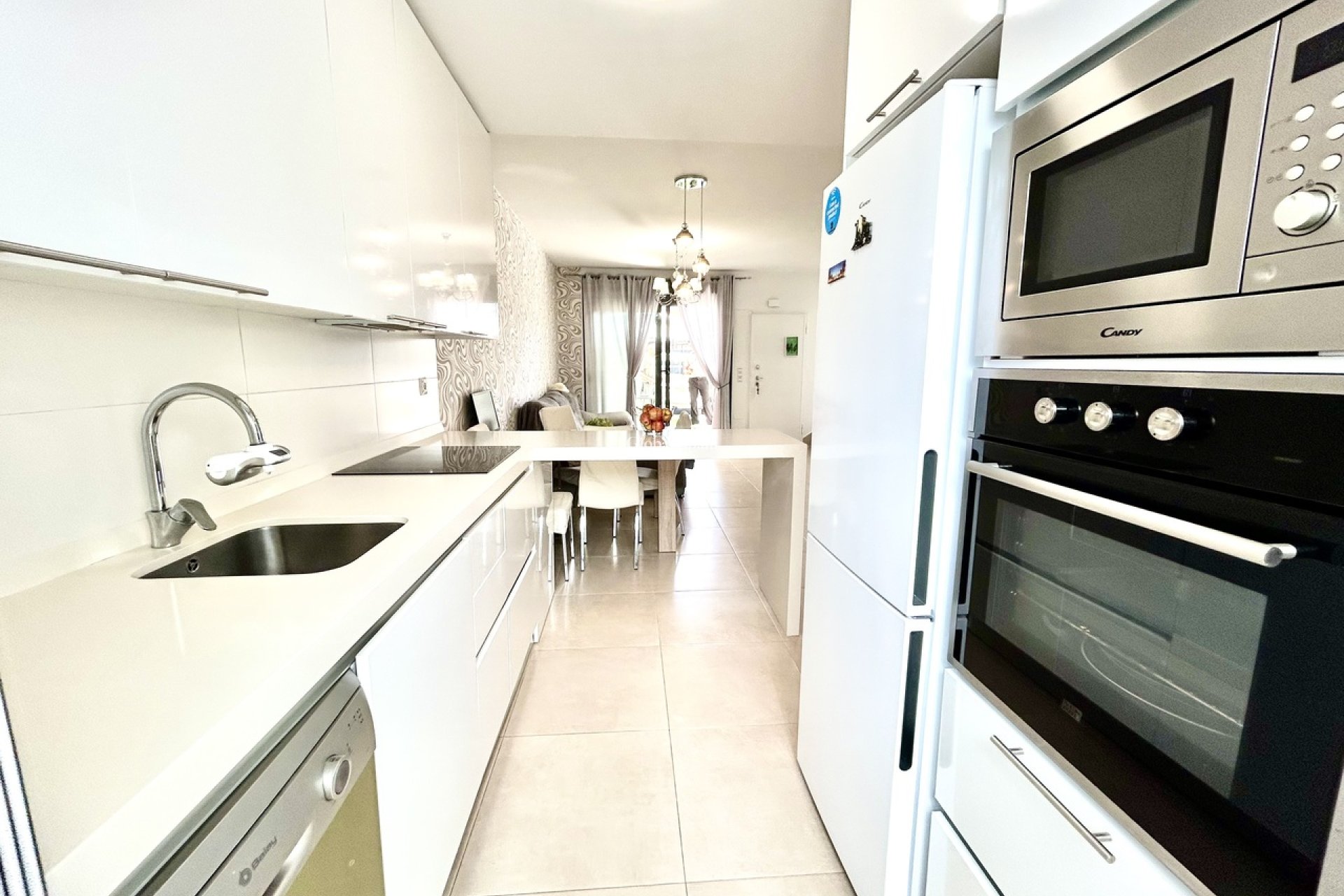 Venta - CASA -
LOS DOLSES - Inland