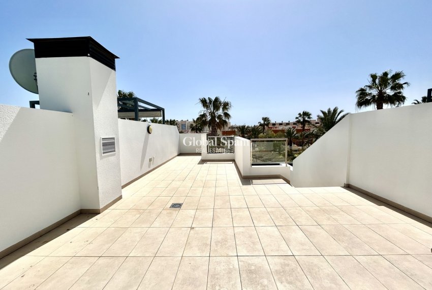 Venta - CASA -
LOS DOLSES - Inland