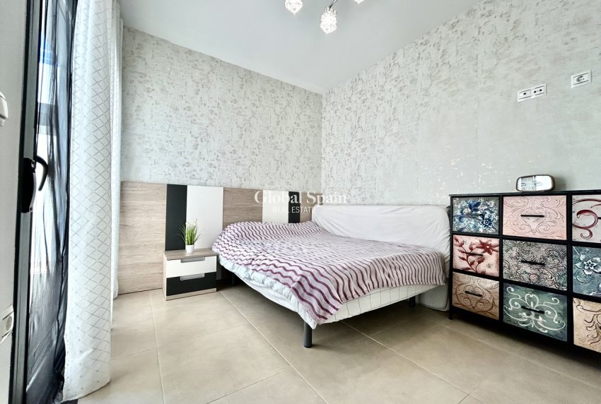 Venta - CASA -
LOS DOLSES - Inland