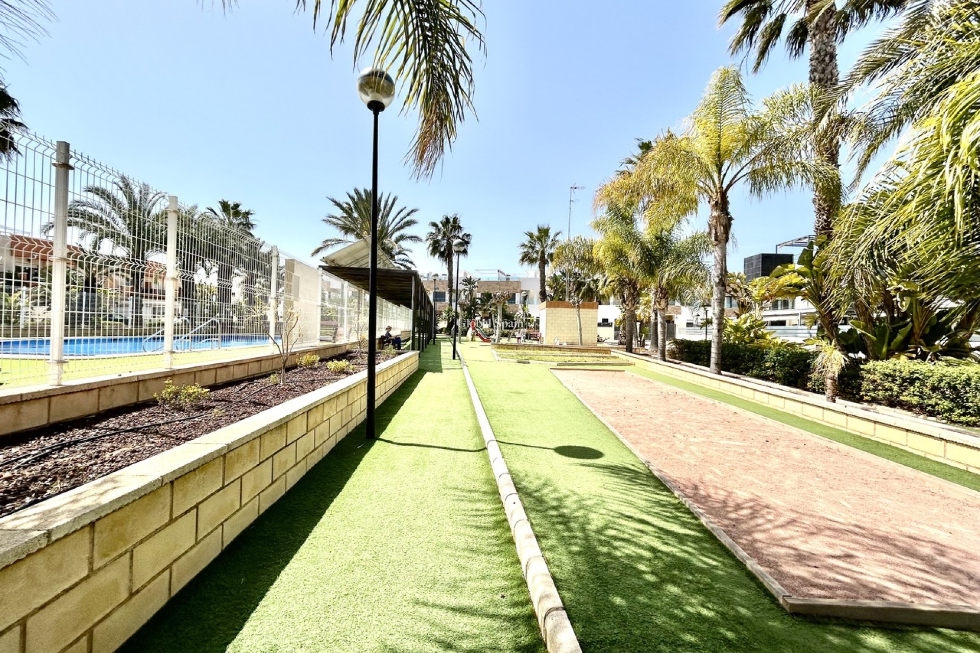 Venta - CASA -
LOS DOLSES - Inland