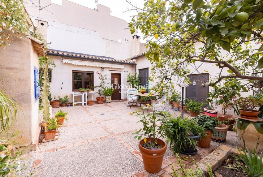 Venta - CASA -
LOS MARTÍNEZ DEL PUERTO - Los Martínez Del Puerto