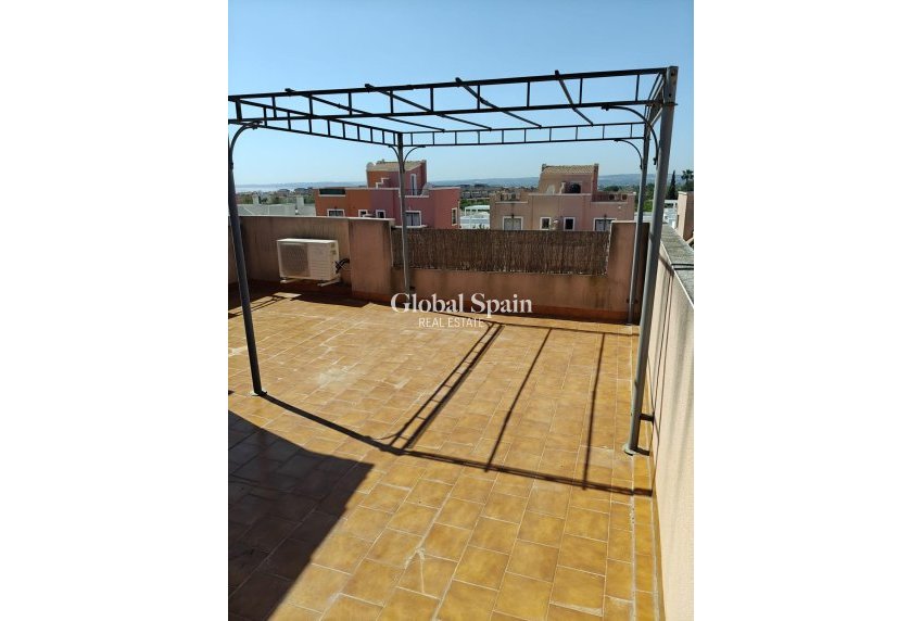 Venta - CASA -
LOS MONTESINOS - Costa Blanca Sur