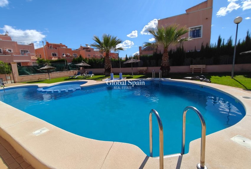 Venta - CASA -
LOS MONTESINOS - Costa Blanca Sur