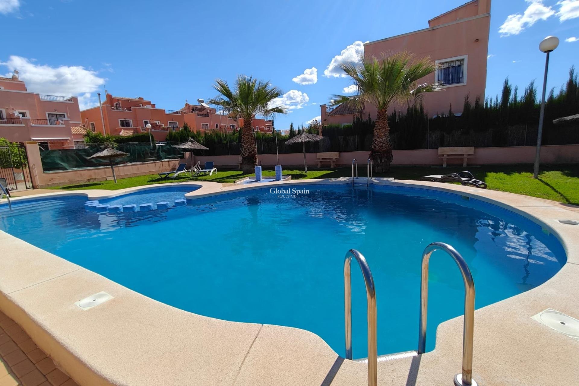 Venta - CASA -
LOS MONTESINOS - Costa Blanca Sur