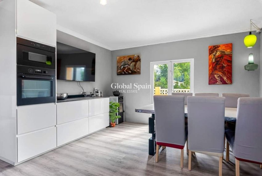 Venta - CASA -
LOS MONTESINOS - Costa Blanca