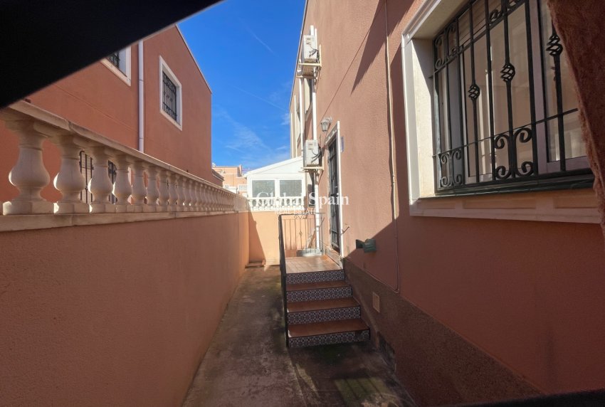 Venta - CASA -
LOS MONTESINOS - Costa Blanca