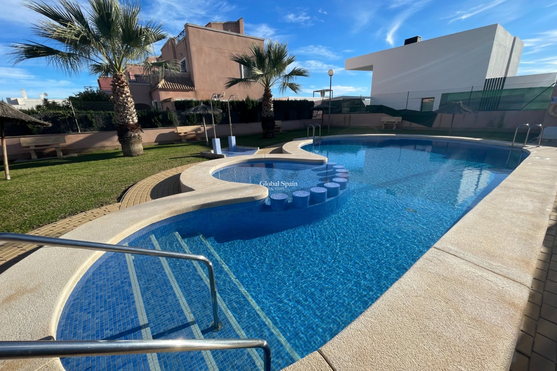 Venta - CASA -
LOS MONTESINOS - Costa Blanca