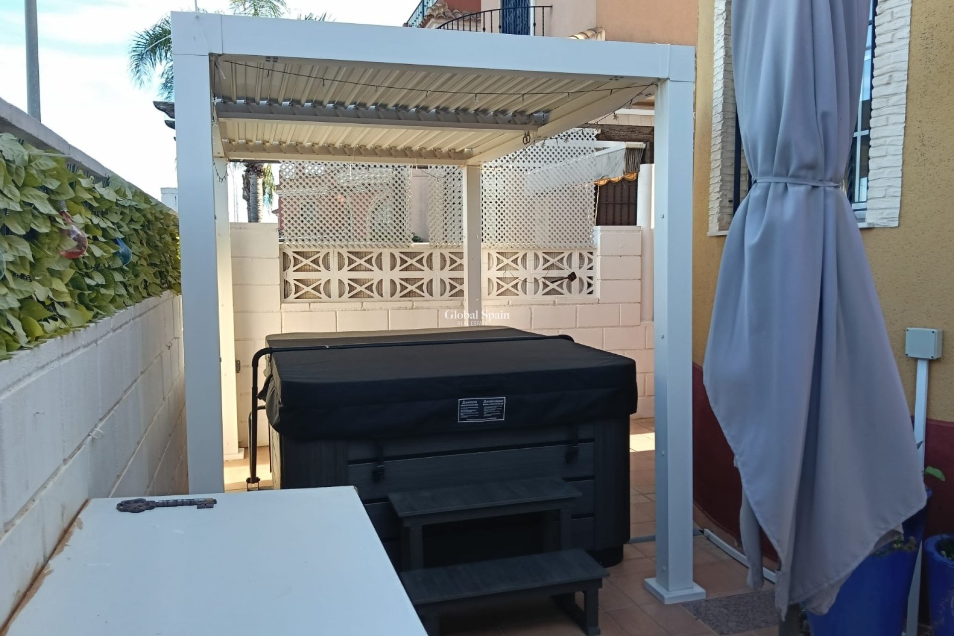 Venta - CASA -
LOS MONTESINOS - La Herrada