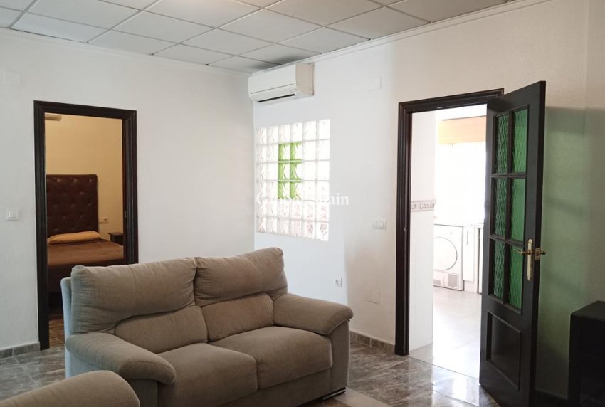 Venta - CASA -
LOS MONTESINOS - PUEBLO CENTRO