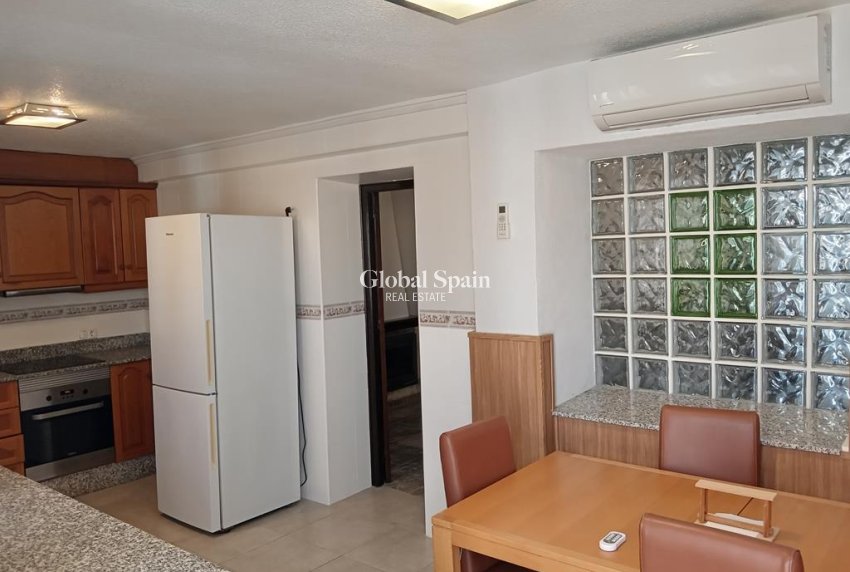 Venta - CASA -
LOS MONTESINOS - PUEBLO CENTRO
