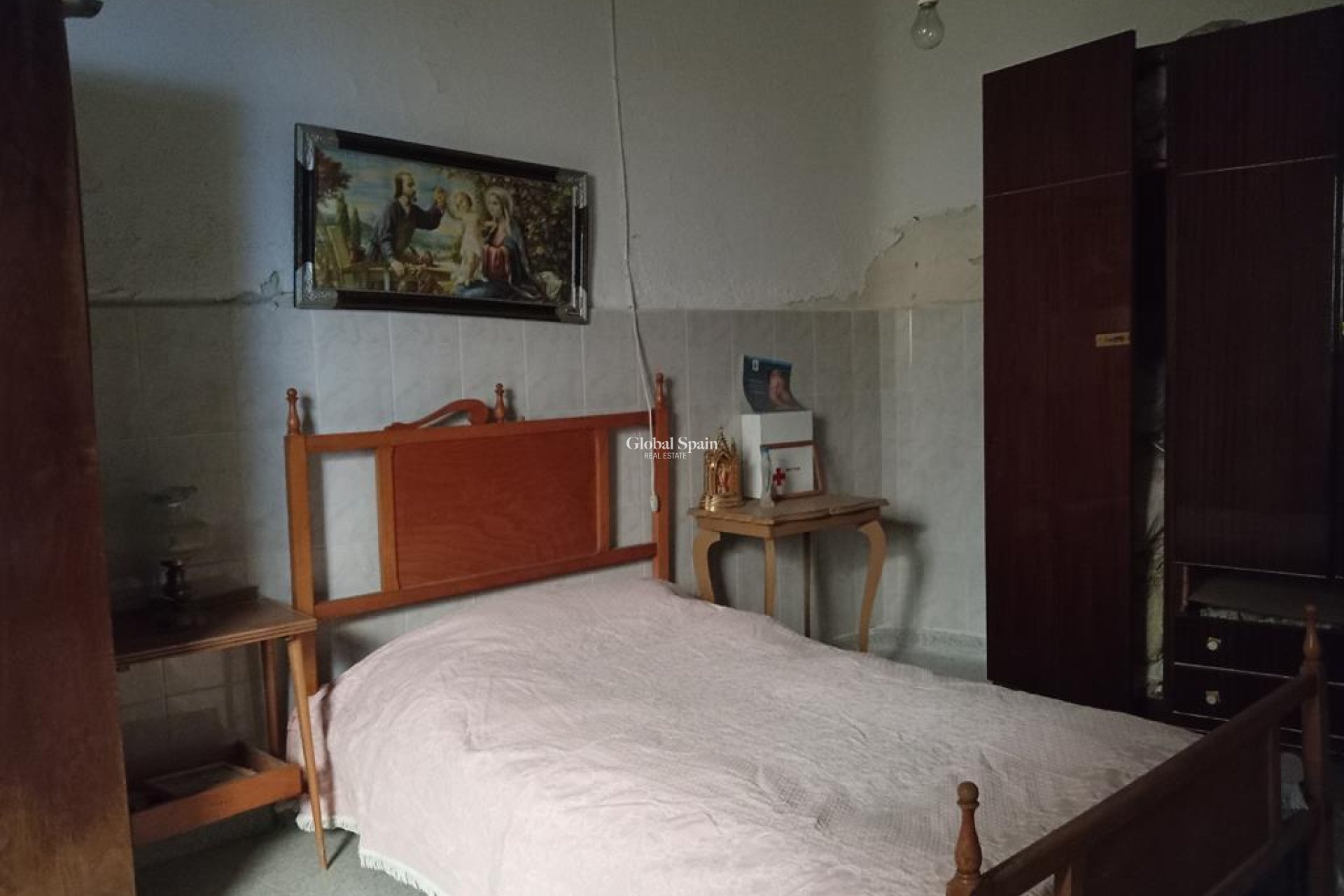 Venta - CASA -
LOS MONTESINOS