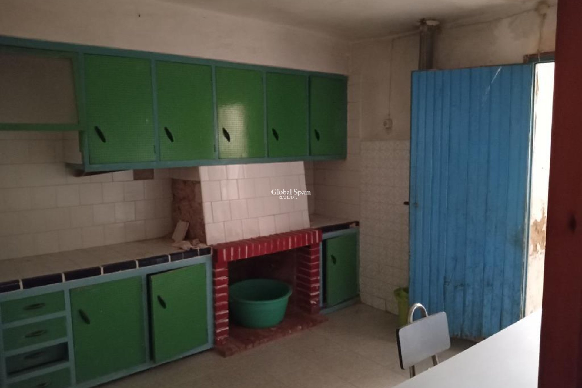 Venta - CASA -
LOS MONTESINOS