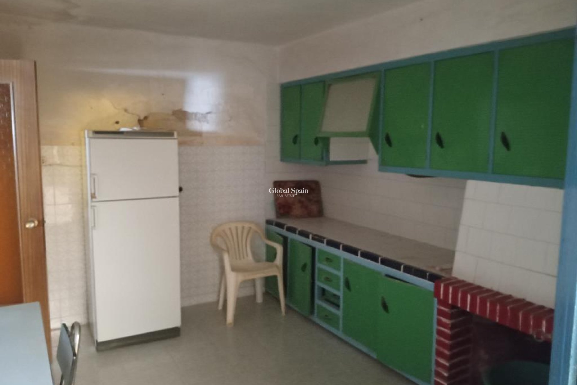 Venta - CASA -
LOS MONTESINOS
