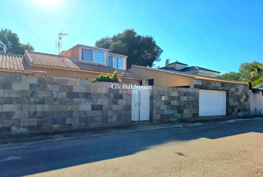 Venta - CASA -
ORIHUELA COSTA - Altos de campoamor
