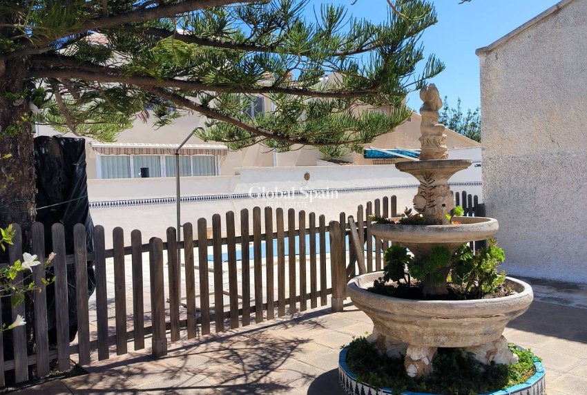 Venta - CASA -
ORIHUELA COSTA - CABO ROIG