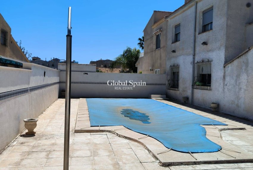 Venta - CASA -
ORIHUELA COSTA - CABO ROIG