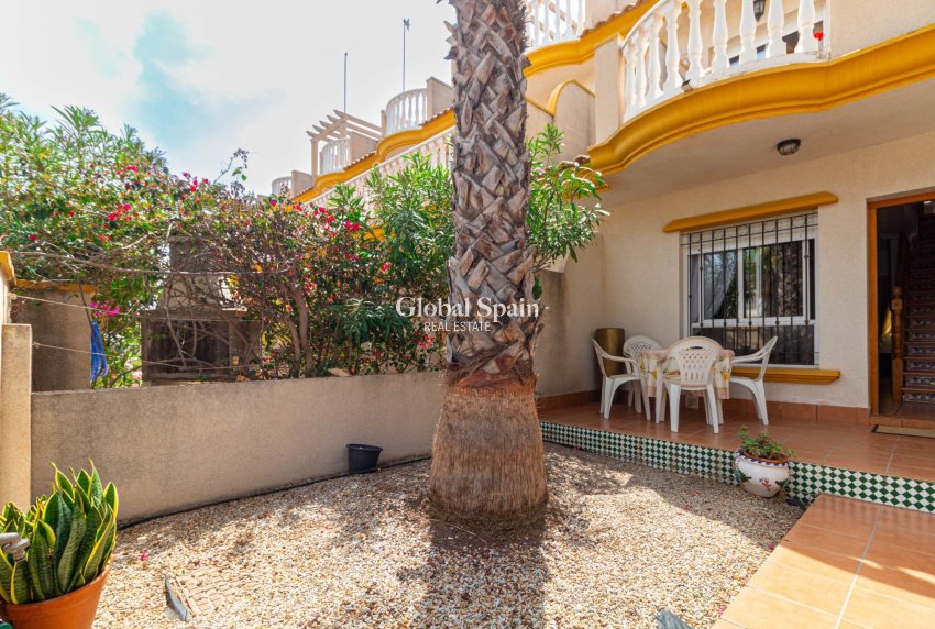 Venta - Casa -
ORIHUELA COSTA - CABO ROIG