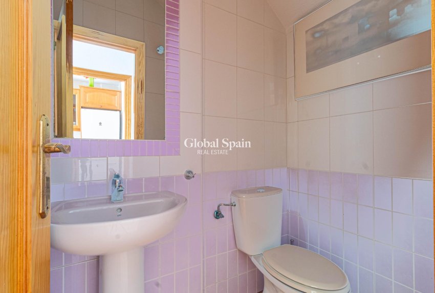 Venta - Casa -
ORIHUELA COSTA - CABO ROIG