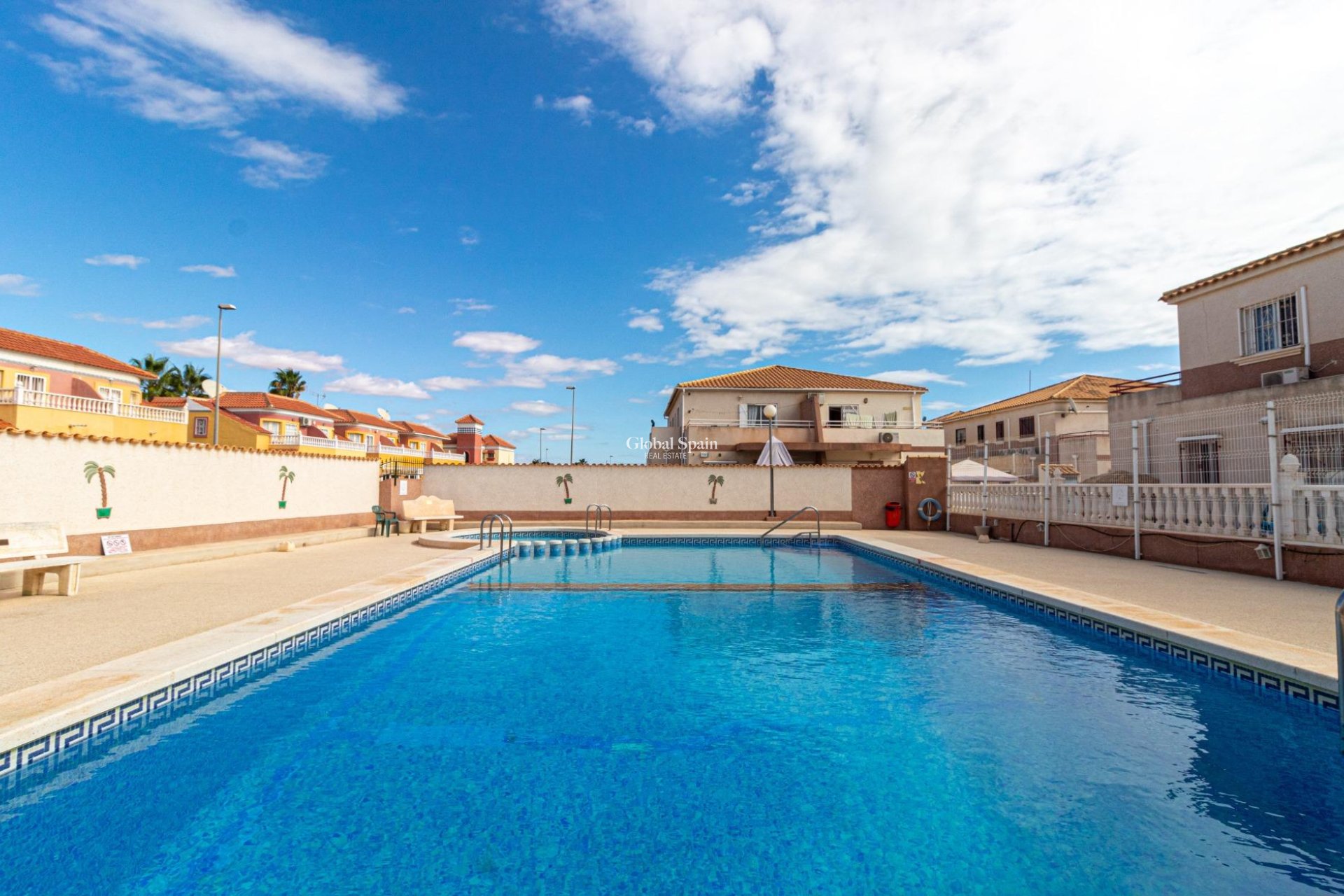 Venta - Casa -
ORIHUELA COSTA - CABO ROIG