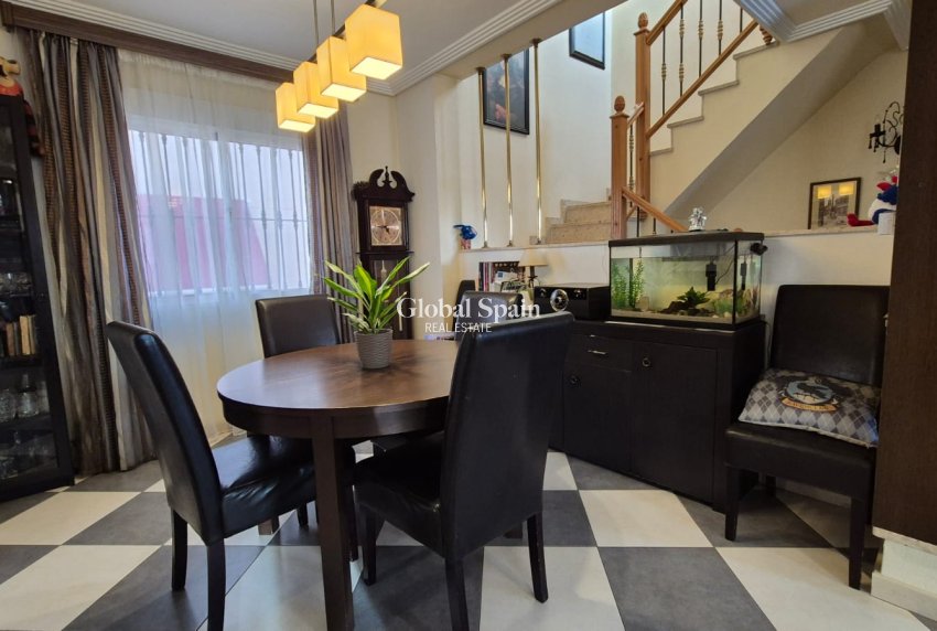 Venta - CASA -
ORIHUELA COSTA - Costa Blanca Sur