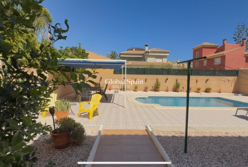 Venta - CASA -
ORIHUELA COSTA - Costa Blanca Sur
