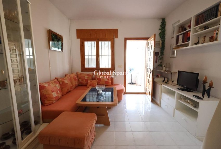 Venta - CASA -
ORIHUELA COSTA - Costa Blanca
