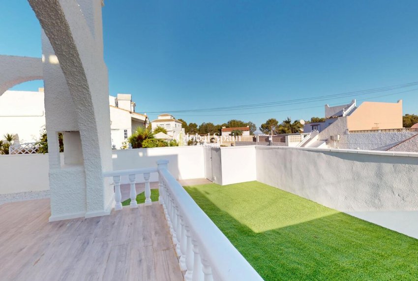 Venta - CASA -
ORIHUELA COSTA - Costa Blanca