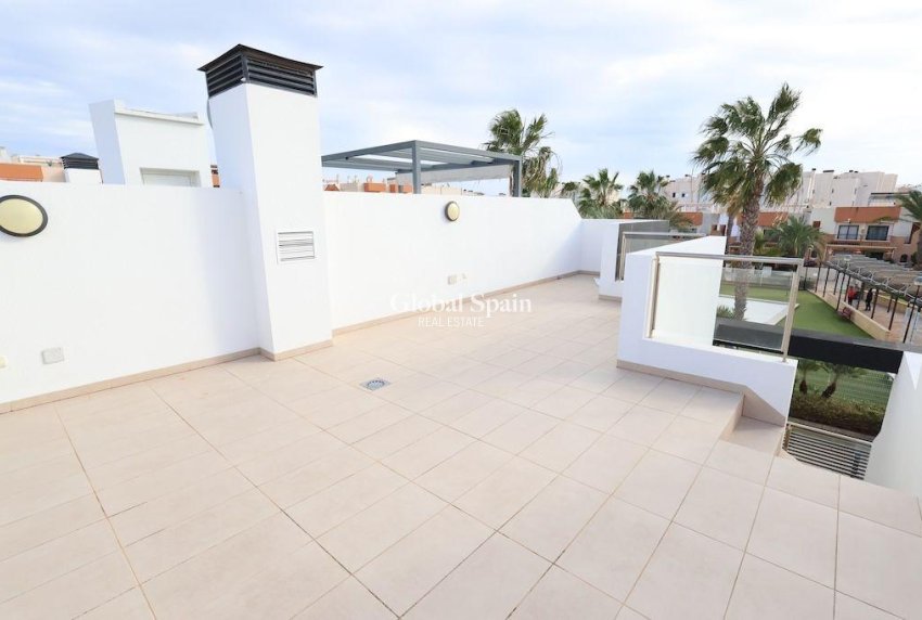 Venta - CASA -
ORIHUELA COSTA - Costa Blanca