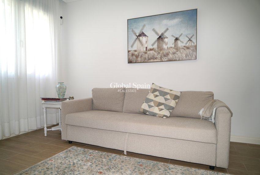 Venta - CASA -
ORIHUELA COSTA - Costa Blanca