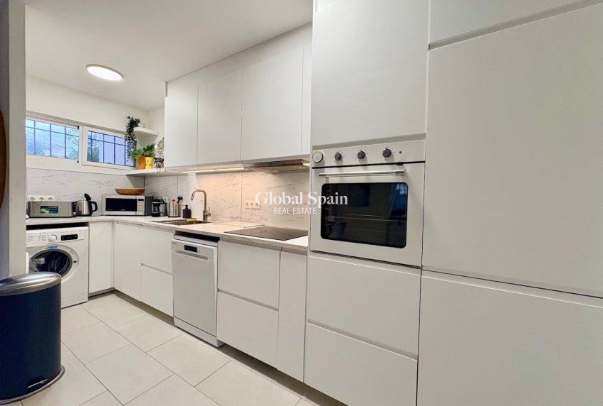 Venta - CASA -
ORIHUELA COSTA - Costa Blanca