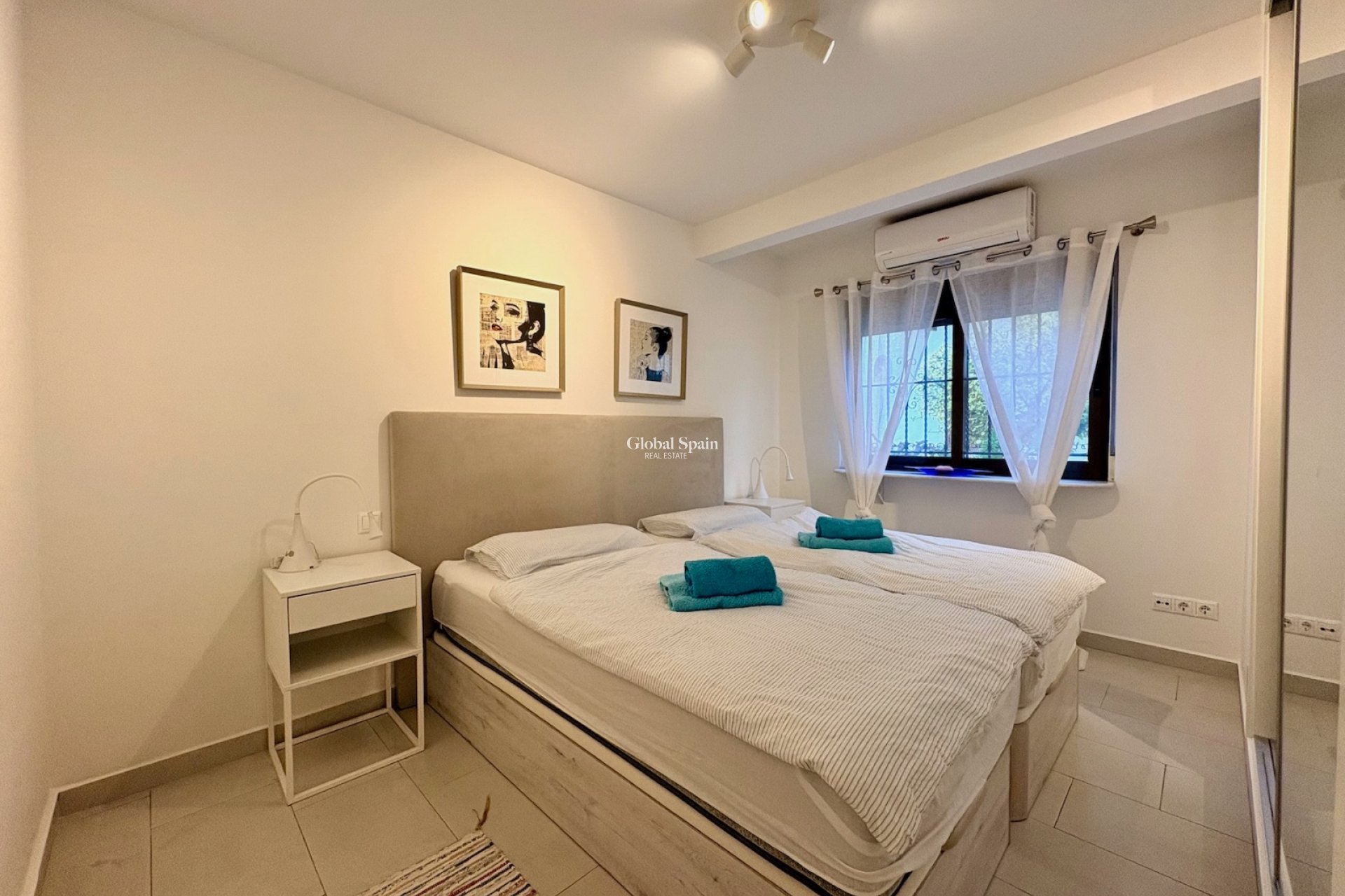 Venta - CASA -
ORIHUELA COSTA - Costa Blanca