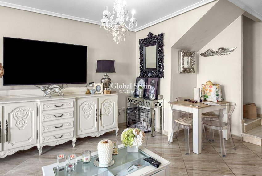 Venta - CASA -
ORIHUELA COSTA - Costa Blanca