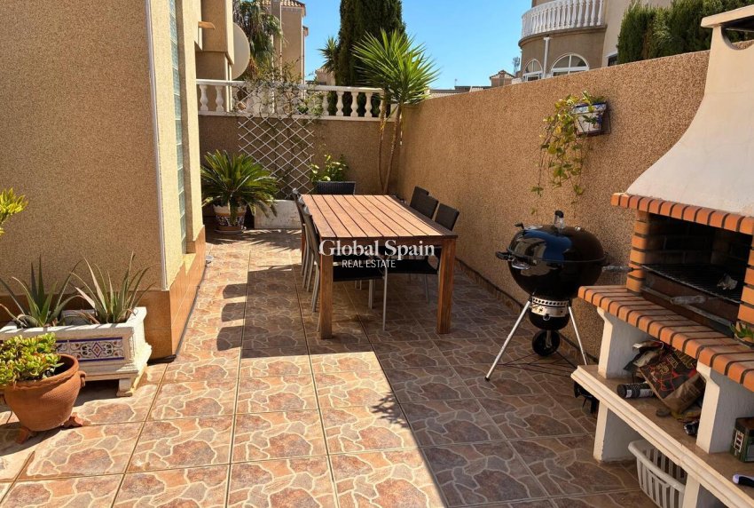 Venta - CASA -
ORIHUELA COSTA - Costa Blanca