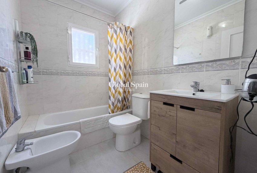 Venta - CASA -
ORIHUELA COSTA - Costa Blanca