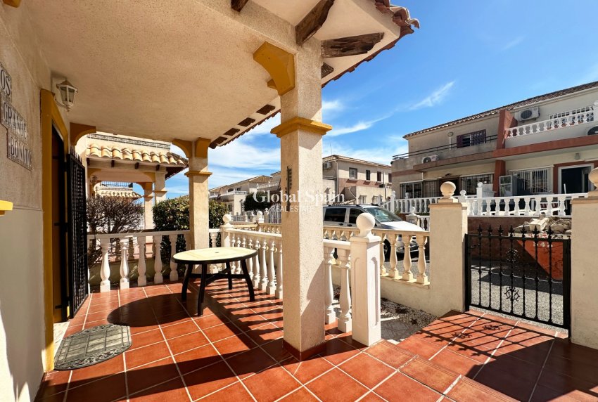 Venta - CASA -
ORIHUELA COSTA - Costa Blanca