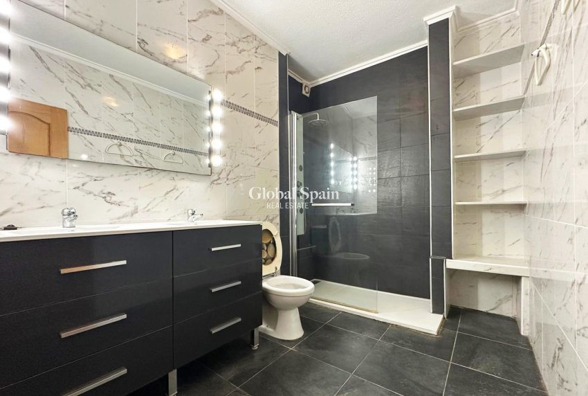 Venta - CASA -
ORIHUELA COSTA - Costa Blanca