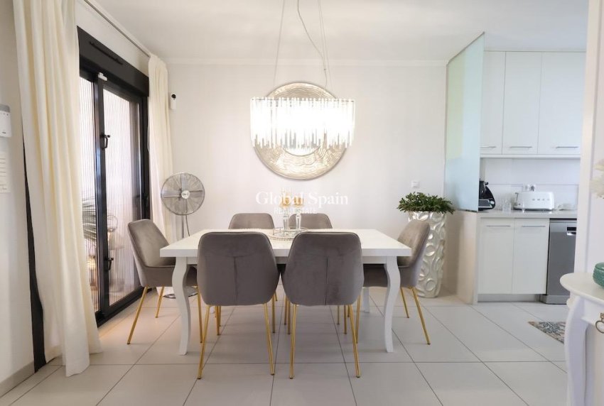 Venta - CASA -
ORIHUELA COSTA - Costa Blanca