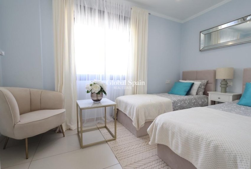 Venta - CASA -
ORIHUELA COSTA - Costa Blanca