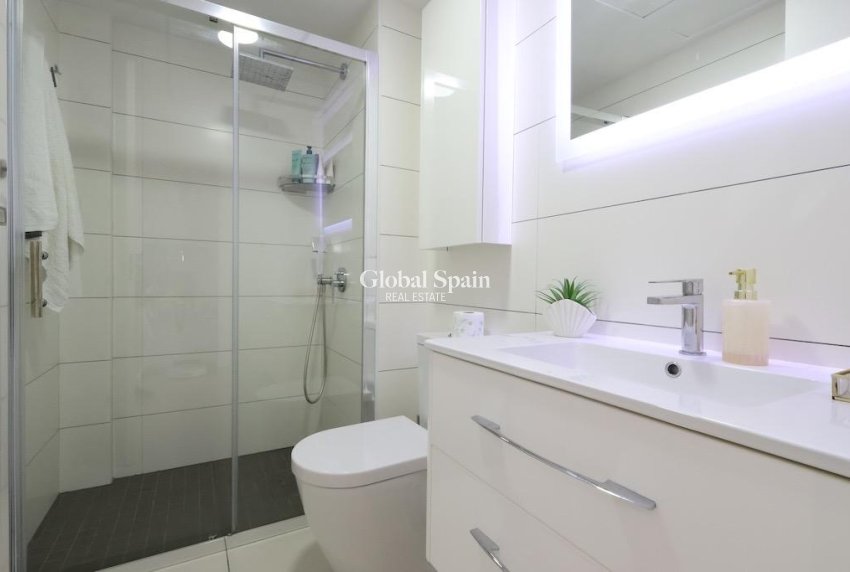 Venta - CASA -
ORIHUELA COSTA - Costa Blanca